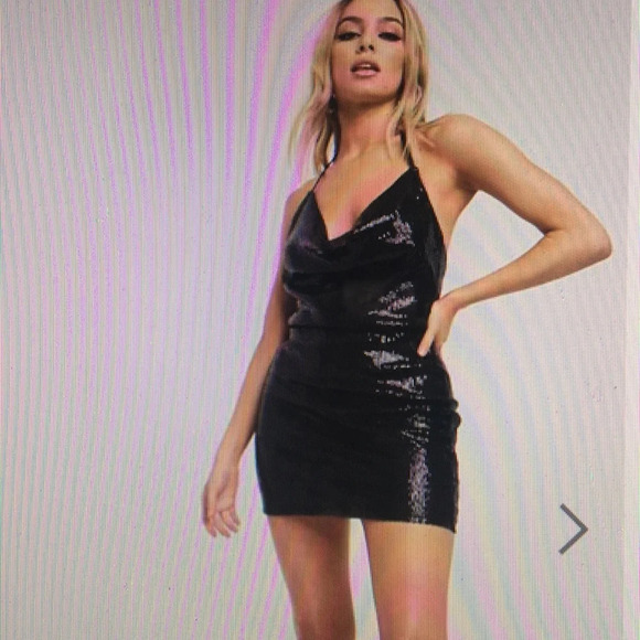 New* Lioness Black‎ Sequin Halter Dress - Picture 3 of 15